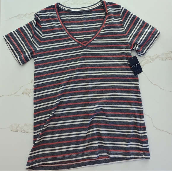 NWT Lucky Brand Tshirt - Picture 1 of 4